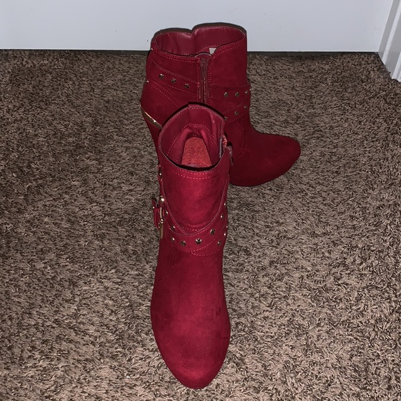 Stylish Red Ankle Boots with Studded Straps - Picture 8 of 12
